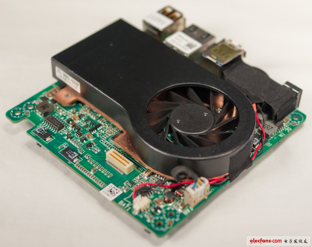 Zotac發(fā)布一款可放進(jìn)口袋的PC