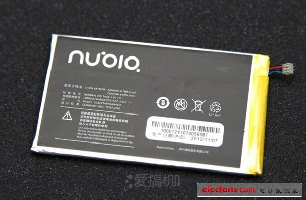 真值3456？拆開nubia Z5一探究竟