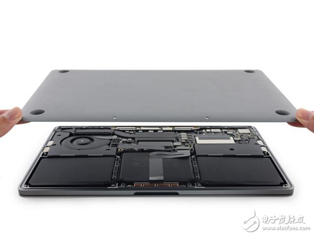 蘋果新Macbook Pro13寸拆解:集成度創(chuàng)新高度 搭配史上最好音質(zhì)