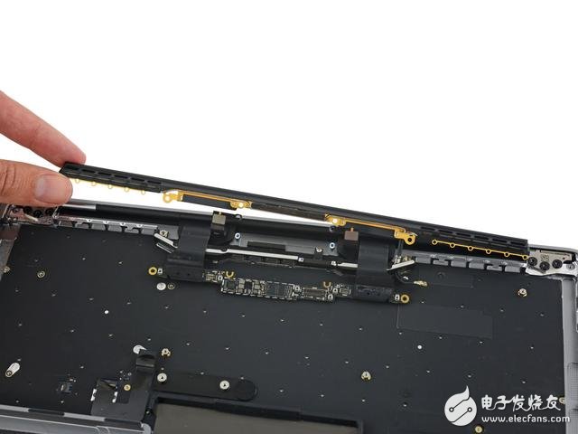蘋果新Macbook Pro13寸拆解:集成度創(chuàng)新高度 搭配史上最好音質(zhì)