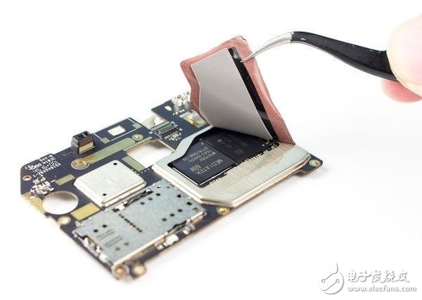 魅藍(lán)Note5拆解：深入分析魅族如何兼顧外觀與做工？ 