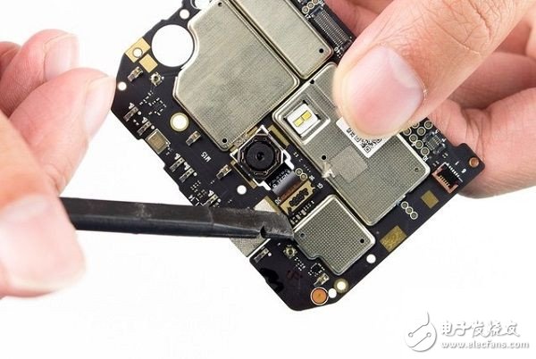魅藍(lán)Note5拆解：深入分析魅族如何兼顧外觀與做工？ 