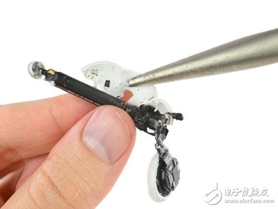 蘋果Airpods超詳細(xì)拆解 拆一次就報(bào)廢的無線耳機(jī)