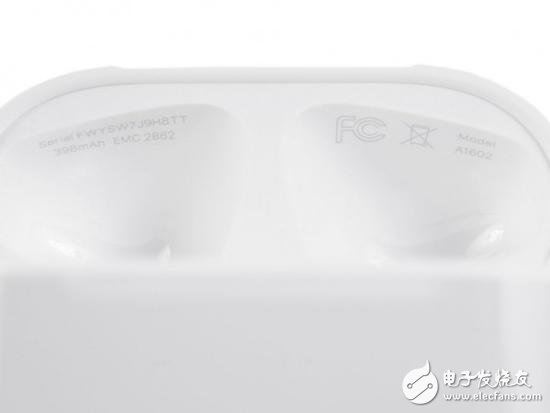 蘋果Airpods超詳細(xì)拆解 拆一次就報(bào)廢的無線耳機(jī)