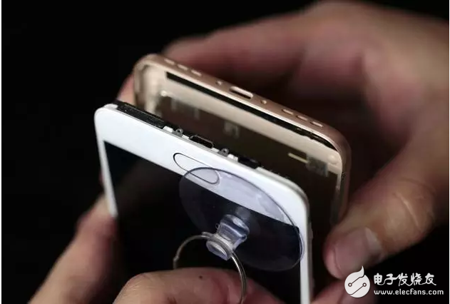 魅藍5s拆解：支持18W快充的小機身，竟然塞了這么大的東西！