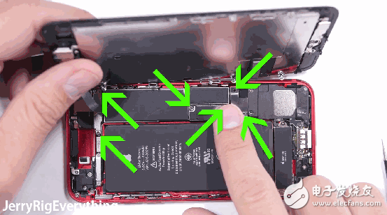 不喜歡iPhone7紅色特別版的白色面板？教你100元打造黑紅版！