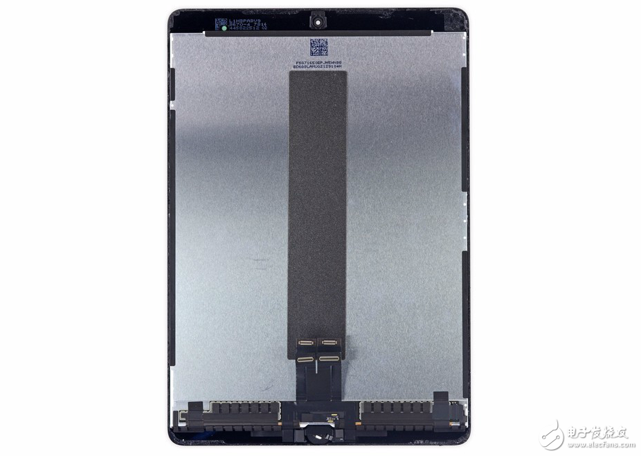 10.5英寸iPad Pro首拆解：為了高刷新頻率上了四根排線！