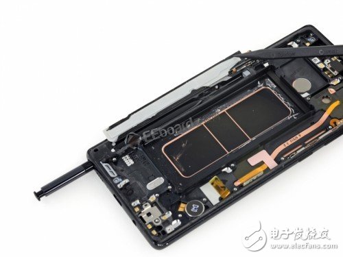 三星Galaxy Note8拆解詳情：你這是想不讓我換掉原裝電池呀！