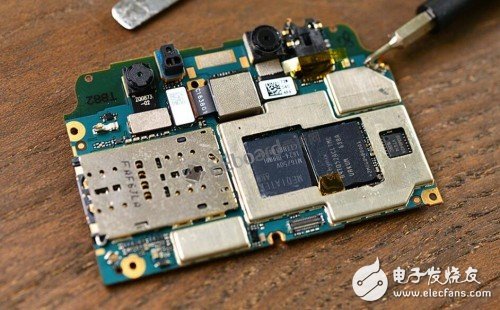 首款裸眼3D手機(jī)ivvi K5拆解評(píng)測(cè)：做工用料主流偏上 2199元物有所值