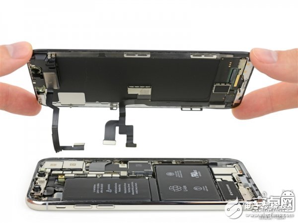 iPhone X最專(zhuān)業(yè)深度拆解！驚現(xiàn)神秘芯片