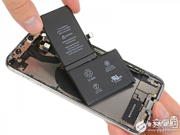 iPhone X最專(zhuān)業(yè)深度拆解！驚現(xiàn)神秘芯片