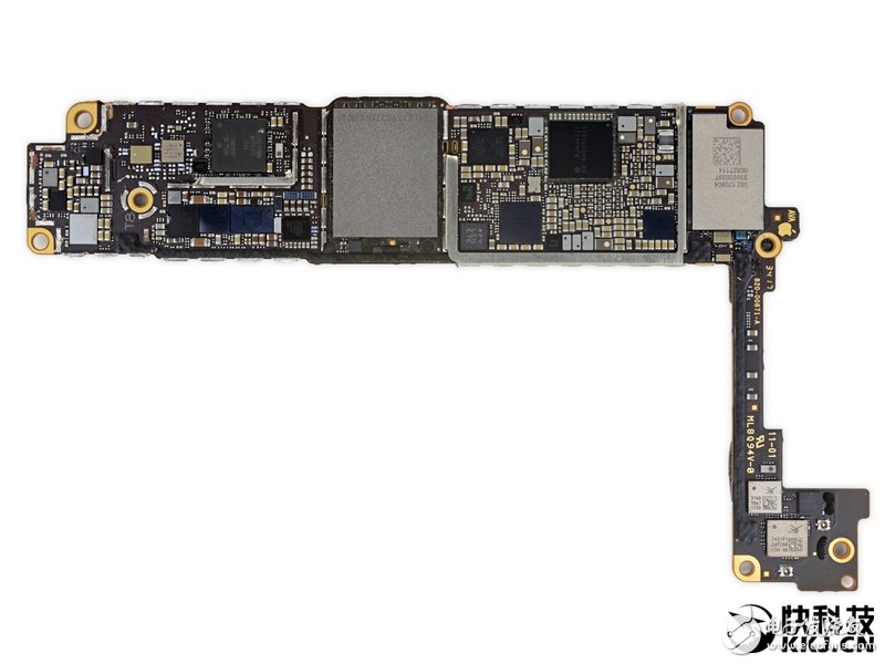 iPhone 8完全拆解：罕見2GB內存造就奇跡！