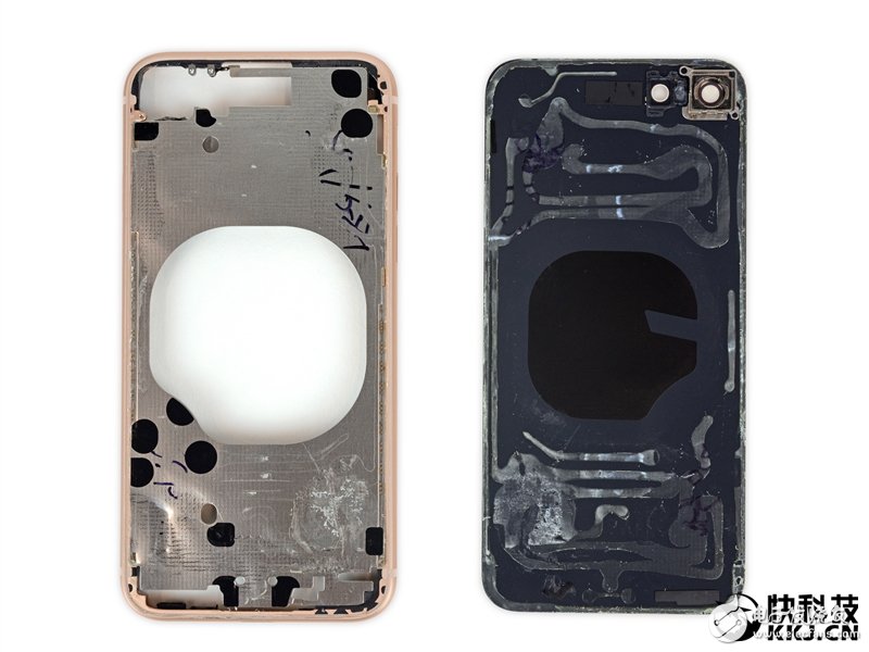 iPhone 8完全拆解：罕見2GB內存造就奇跡！