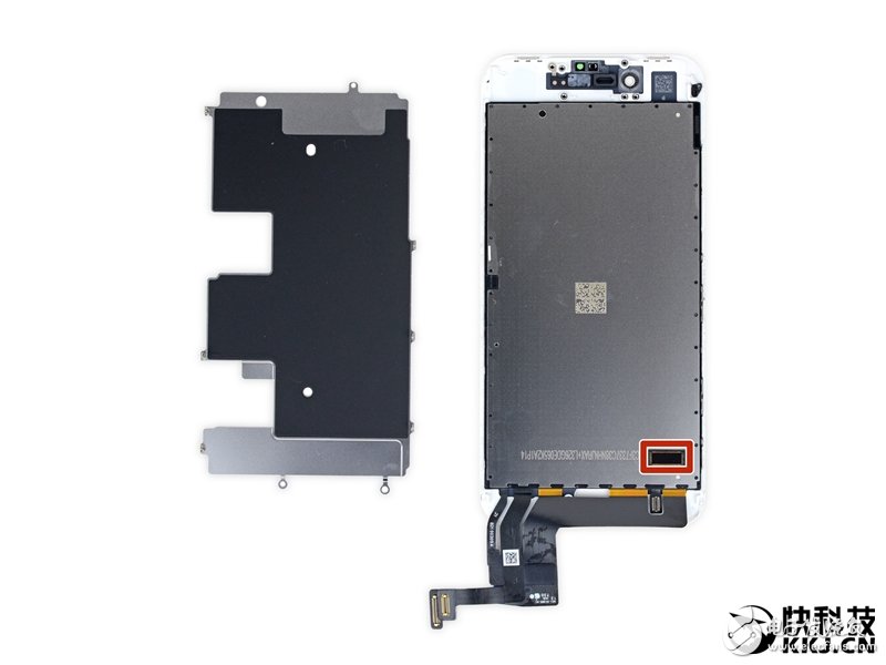 iPhone 8完全拆解：罕見2GB內存造就奇跡！