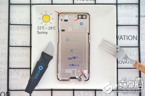 2999元！OPPO R11拆解：居然具備生活防水？(組圖)
