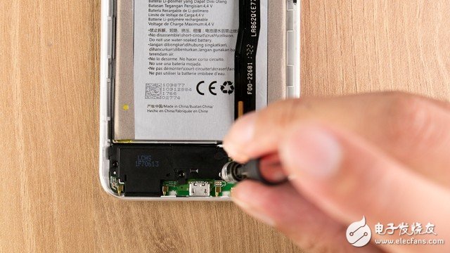 能否成為拍照攪局者？海信H10拆解圖賞